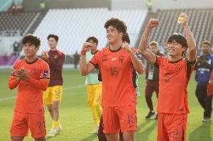 青训真的开花了？！中国U20连续2届进八强，U23首次杀入决赛！